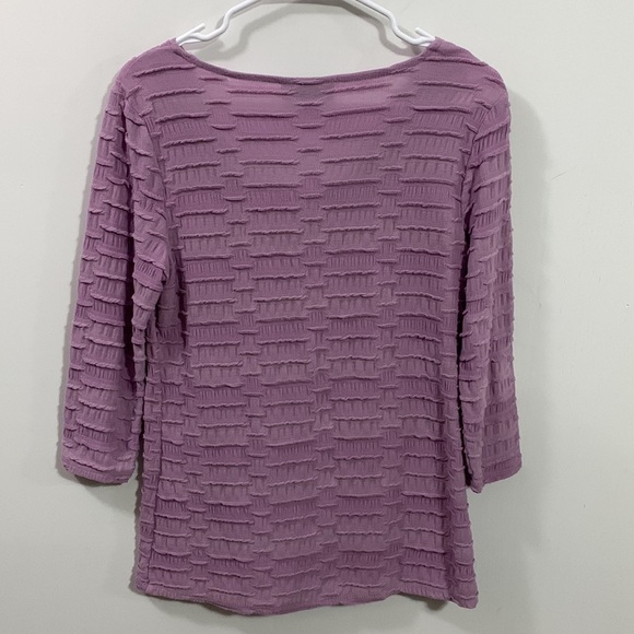 Dana Buchman Women’s Lavender textured cowl neck top, very good condition - Picture 2 of 3